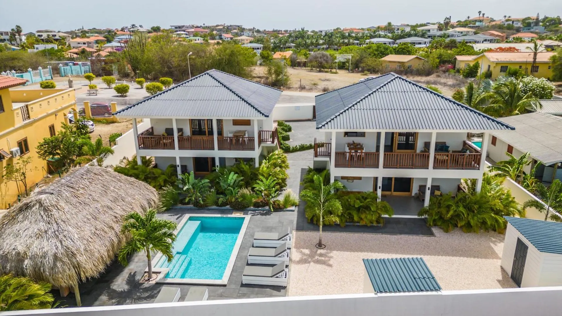 Willemstad - Mini Resort - 2 Beds - Pool - Garden